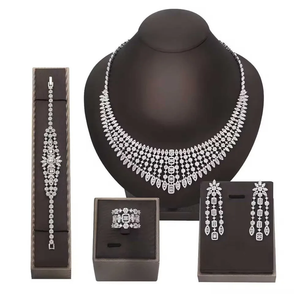 Luxusní křišťálové svatební sady šperků